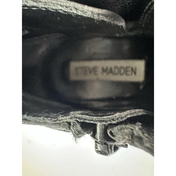 Steve Madden Bradi Bootie Black Distressed Leather Buckle Zip Boots Sz 8 Western - Picture 7 of 8